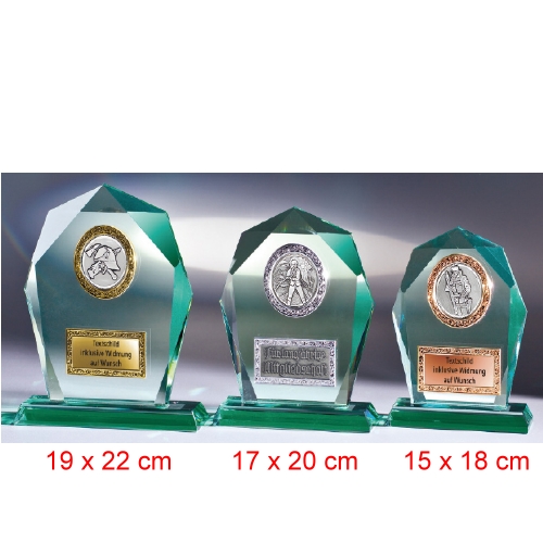 Jade-Glastrophäe 19 x 22 cm